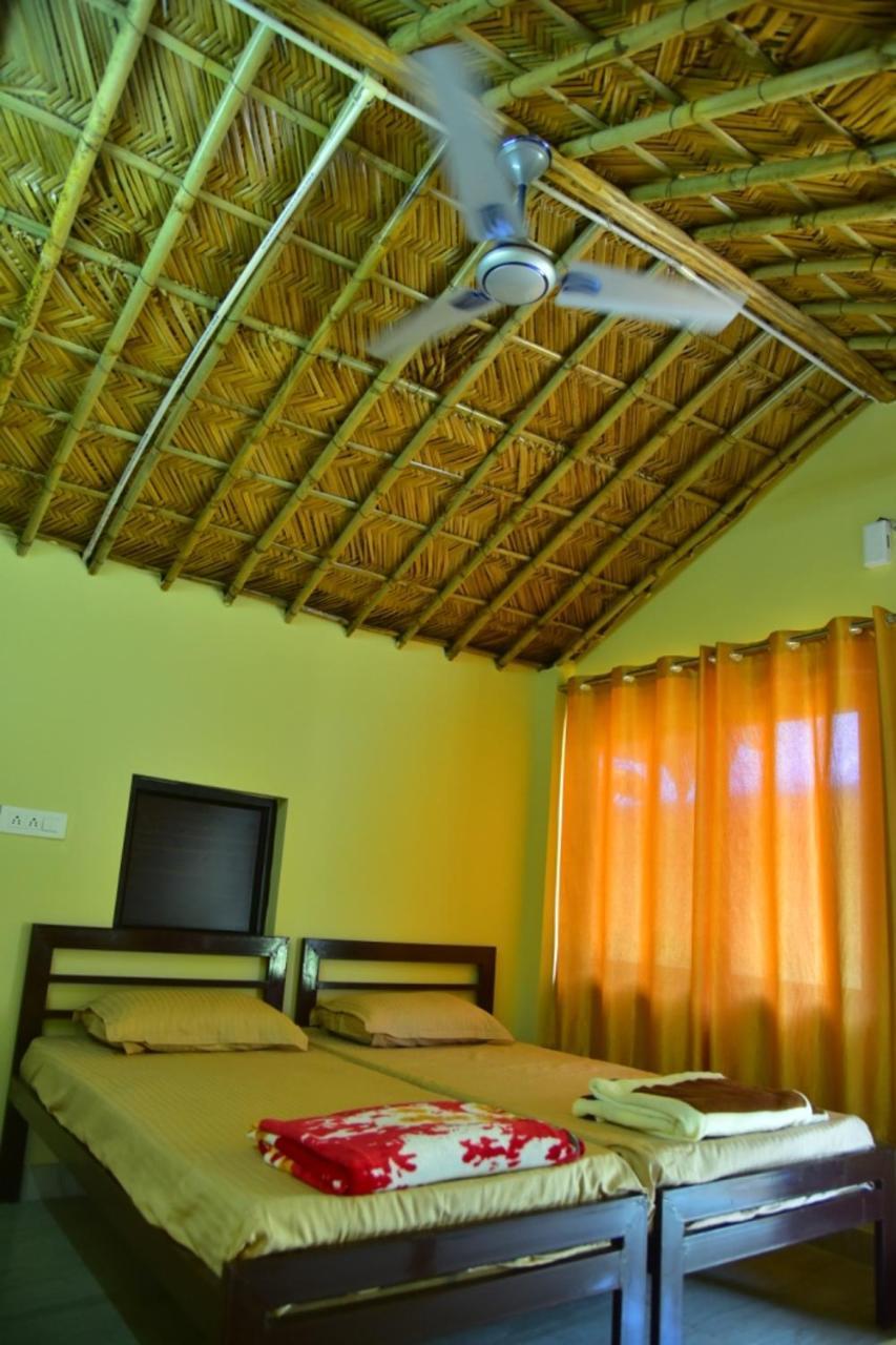 Garud Chatti River Resort Risikés Kültér fotó